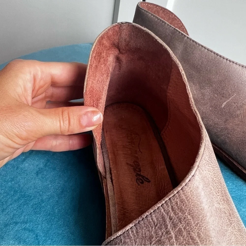 Free People Royale Flat Taupe Brown Leather Slip On Made Spain Sz 37 US 7